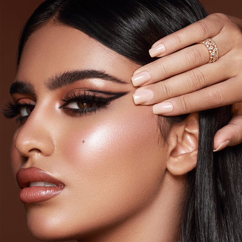 Lazy Eye Shadow silmäripsien laastarit