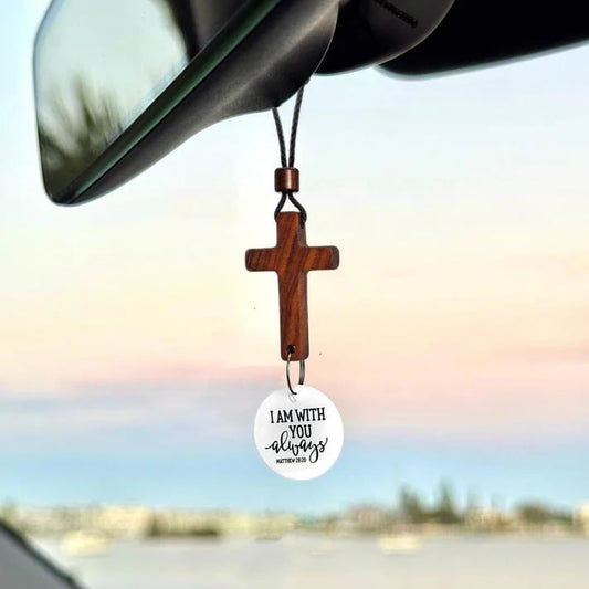✝️Raamatun sanoja auton taustapeilissä roikkuva ristiriipus